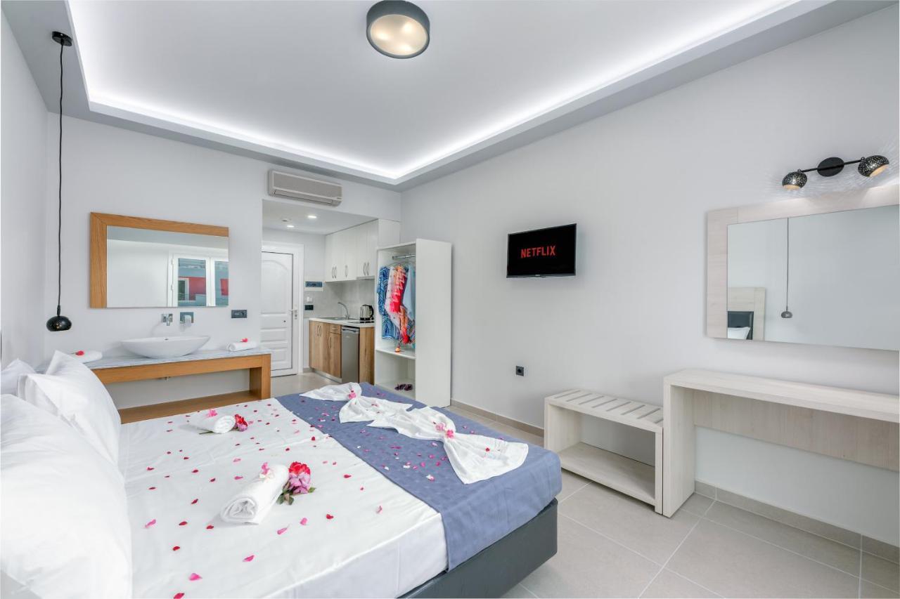 Breeze Luxury Rooms Лаганас Екстериор снимка