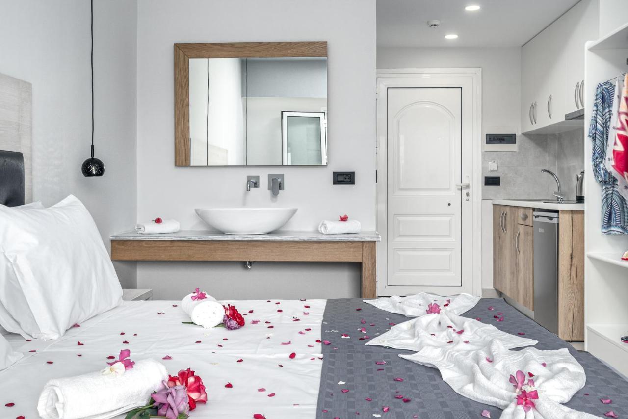 Breeze Luxury Rooms Лаганас Екстериор снимка