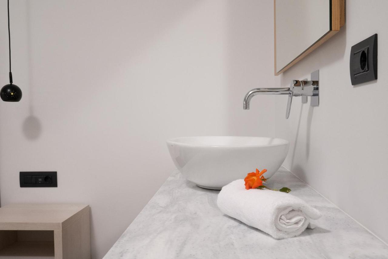 Breeze Luxury Rooms Лаганас Екстериор снимка